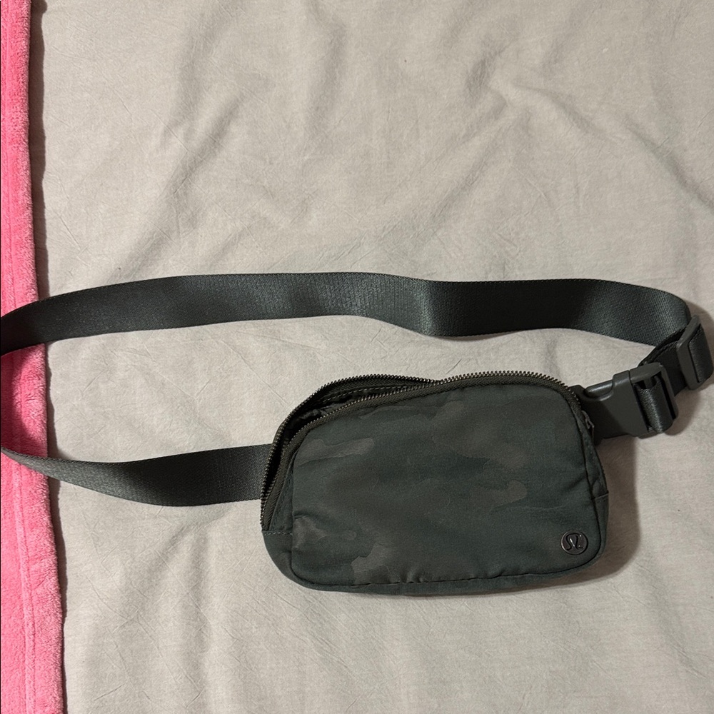 Camo lululemon belt bag